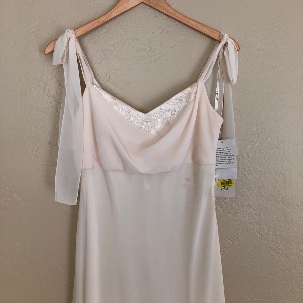 NWT [xscape] cream 90s vintage gown