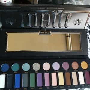 KVD Palette 💰 FIRM 💰
