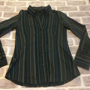 New York & Company Green Button Shirt