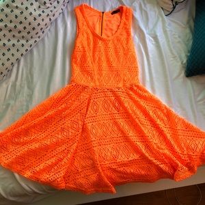 Adorable bright orange skater dress from express👗