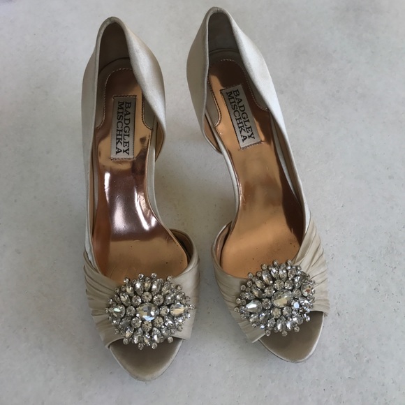 Badgley Mischka Shoes - Badgley Mischka wedding shoes 👠✨ size 6