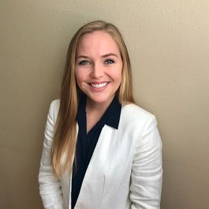 Meet your Posher, Abigail