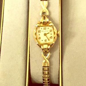 Vintage 1970s 10k Gold Bulova women’s watch