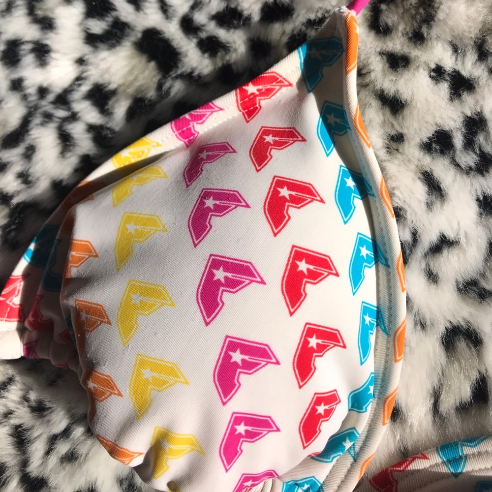 Bikini top. Large
