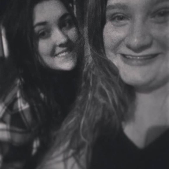 Meet your Posher, Samantha - Picture 1 of 1