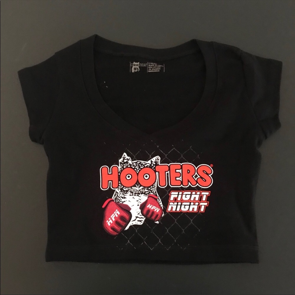 Original Hooters Fight Night V Neck RARE