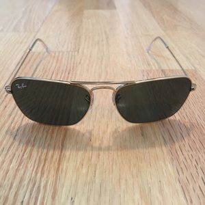 Ray Ban Caravan style sunglasses