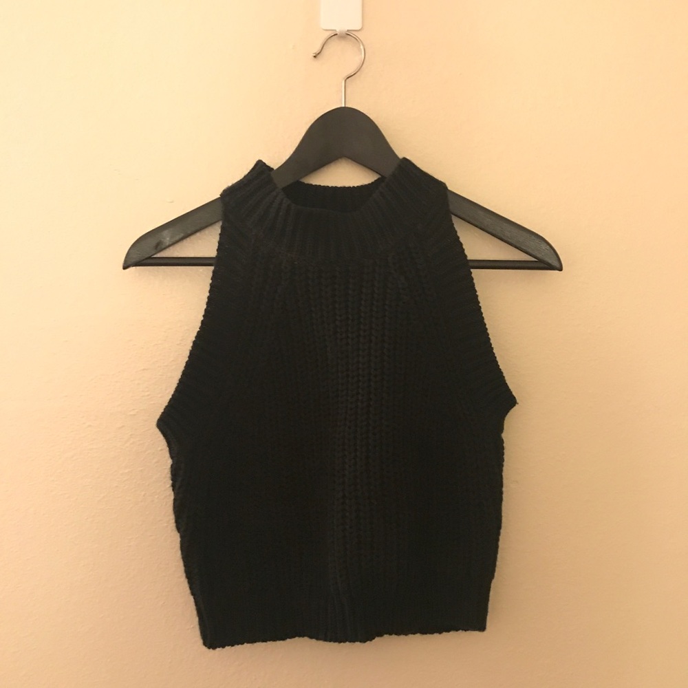 Crop knit sweater