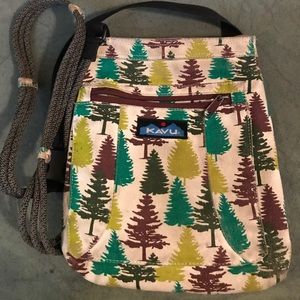 Kavu cross body purse!