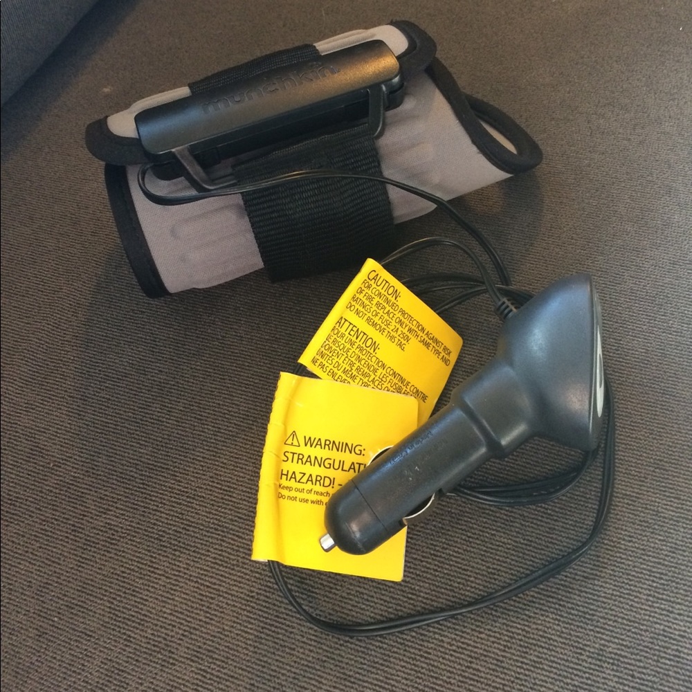 Munchkin travel bottle warmer