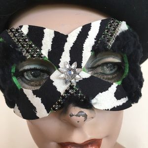 Theatrical wear 4 life offstage MASK, who are you?