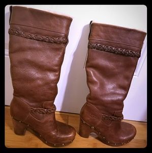 Savanna UGG boots