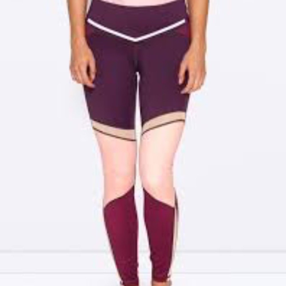 L’urv I am a dreamer legging in Raisin sz small