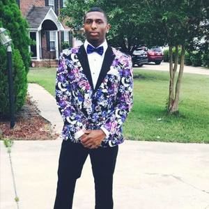 Meet your Posher, Antonio