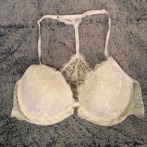 VS white lace bra