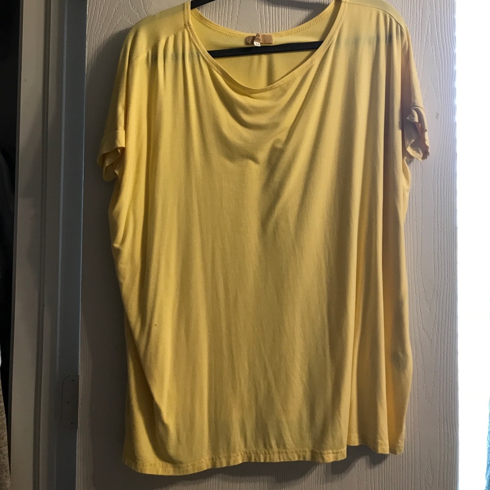 PIKO yellow short sleeve