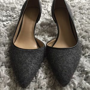 Ann Taylor grey heels 7.5