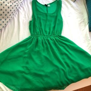 Green skater dress from H&M👗