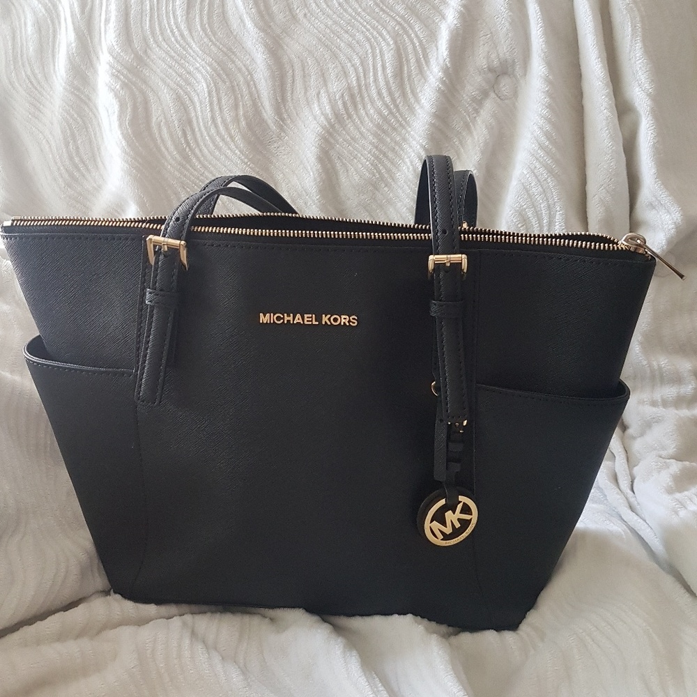 Michael Kors Medium Tote