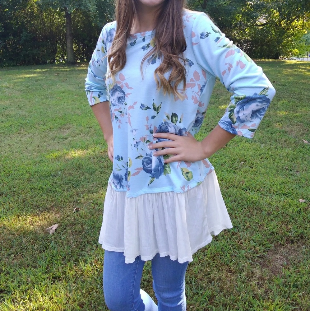 Blue Floral tunic/top