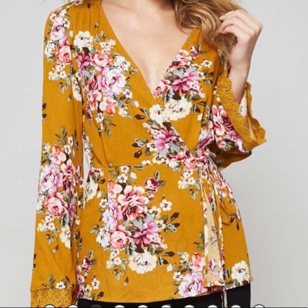 Last 1! SMALL Mustard Floral Wrap top - Picture 5 of 8