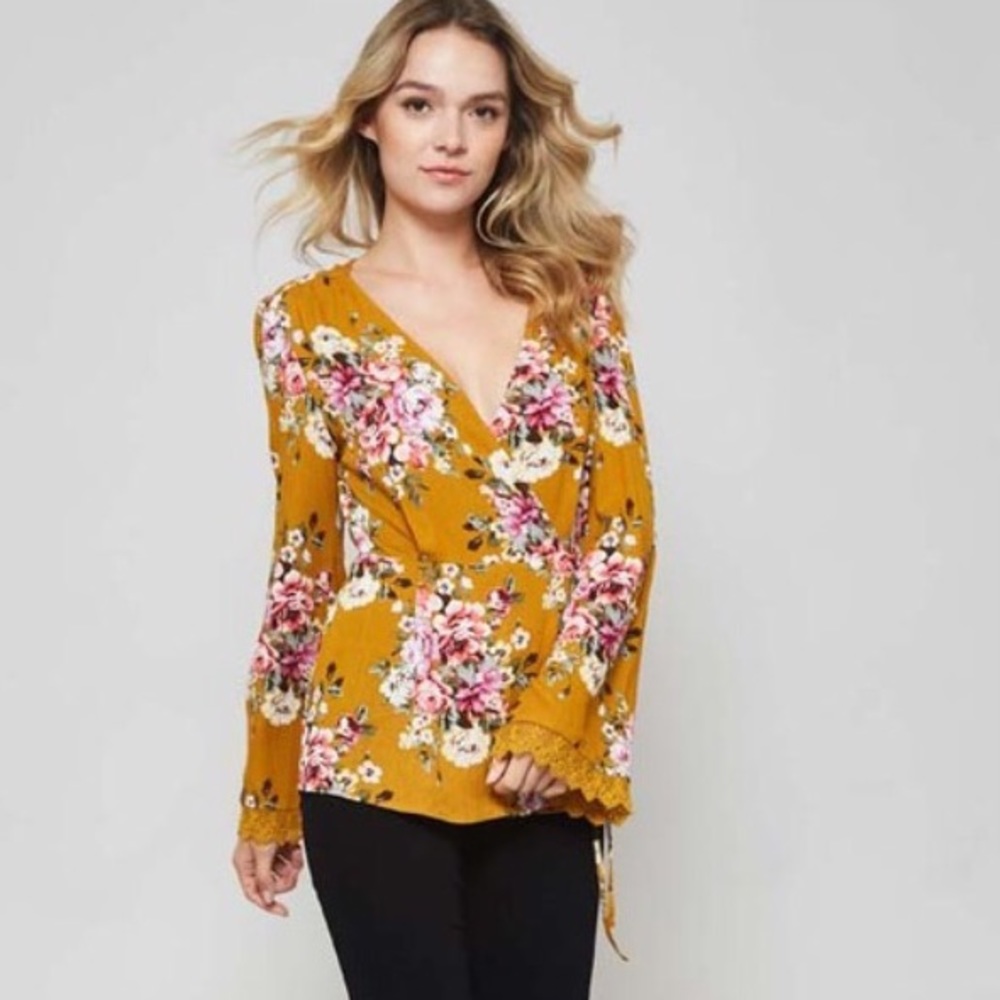 Last 1! SMALL Mustard Floral Wrap top - Picture 7 of 8