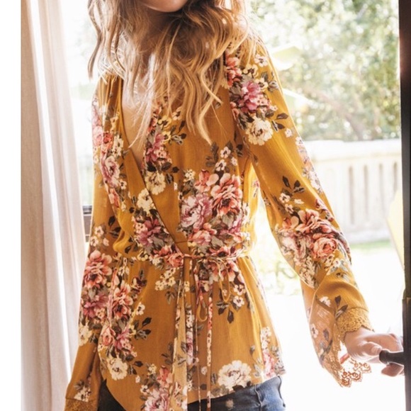 Last 1! SMALL Mustard Floral Wrap top - Picture 3 of 8