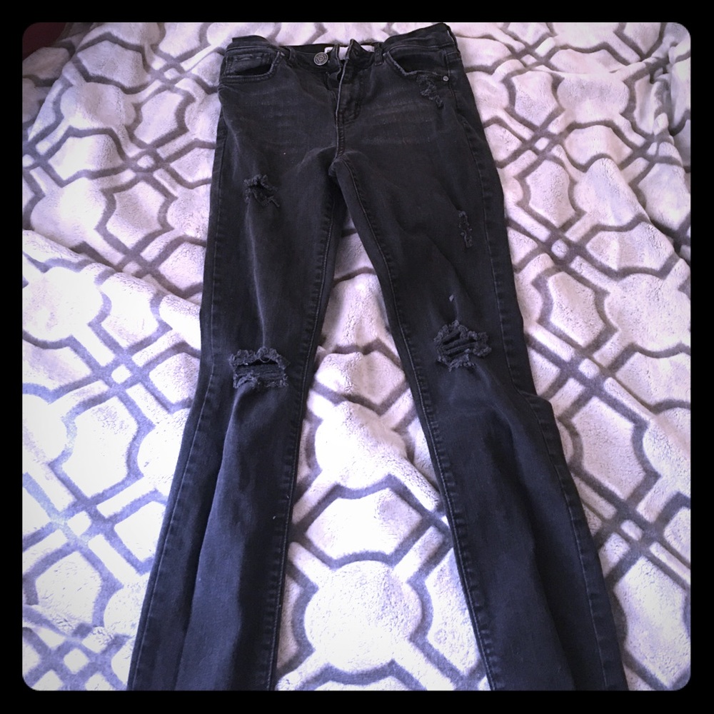 Skinny jeans (high waisted)