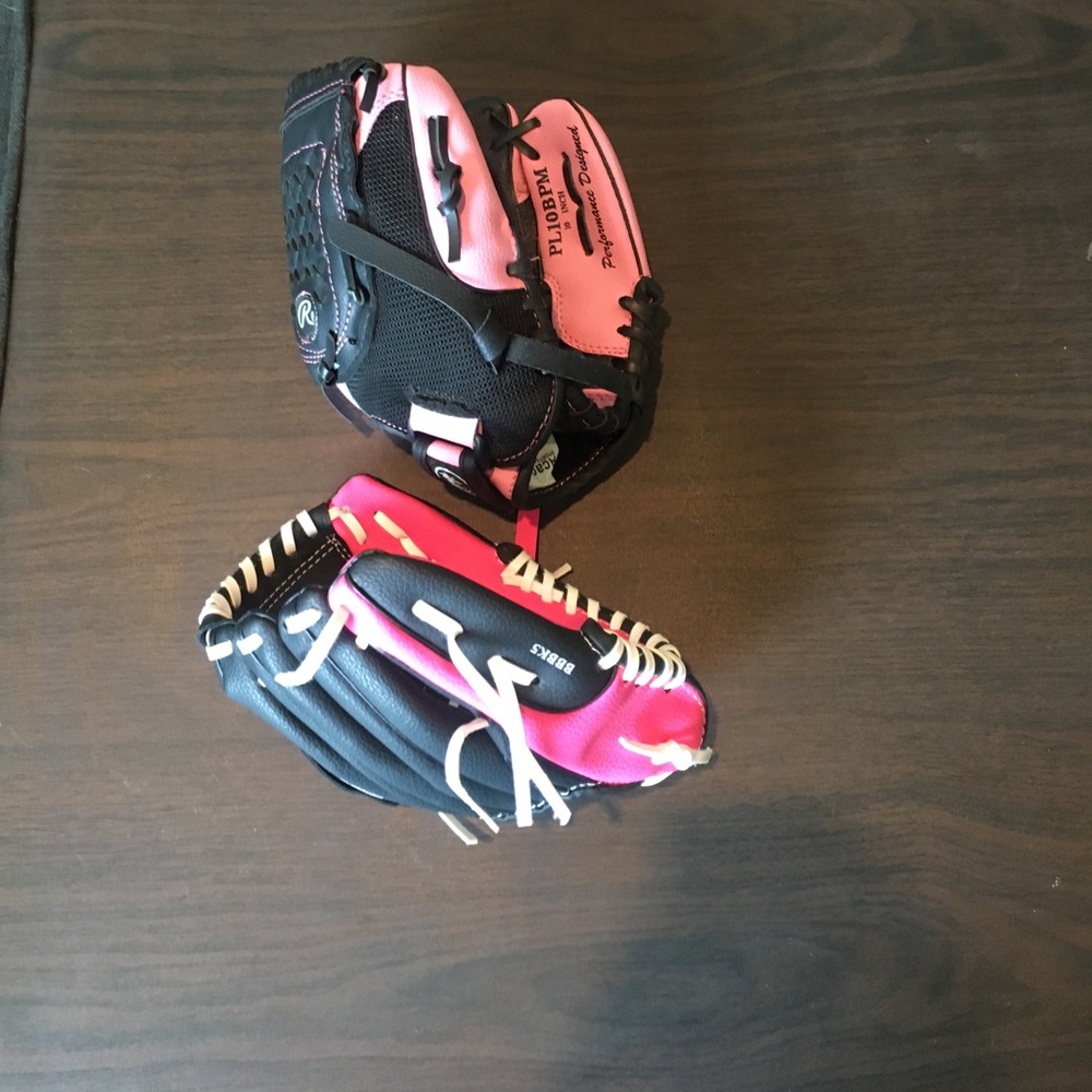 Bundle of tee ball gloves