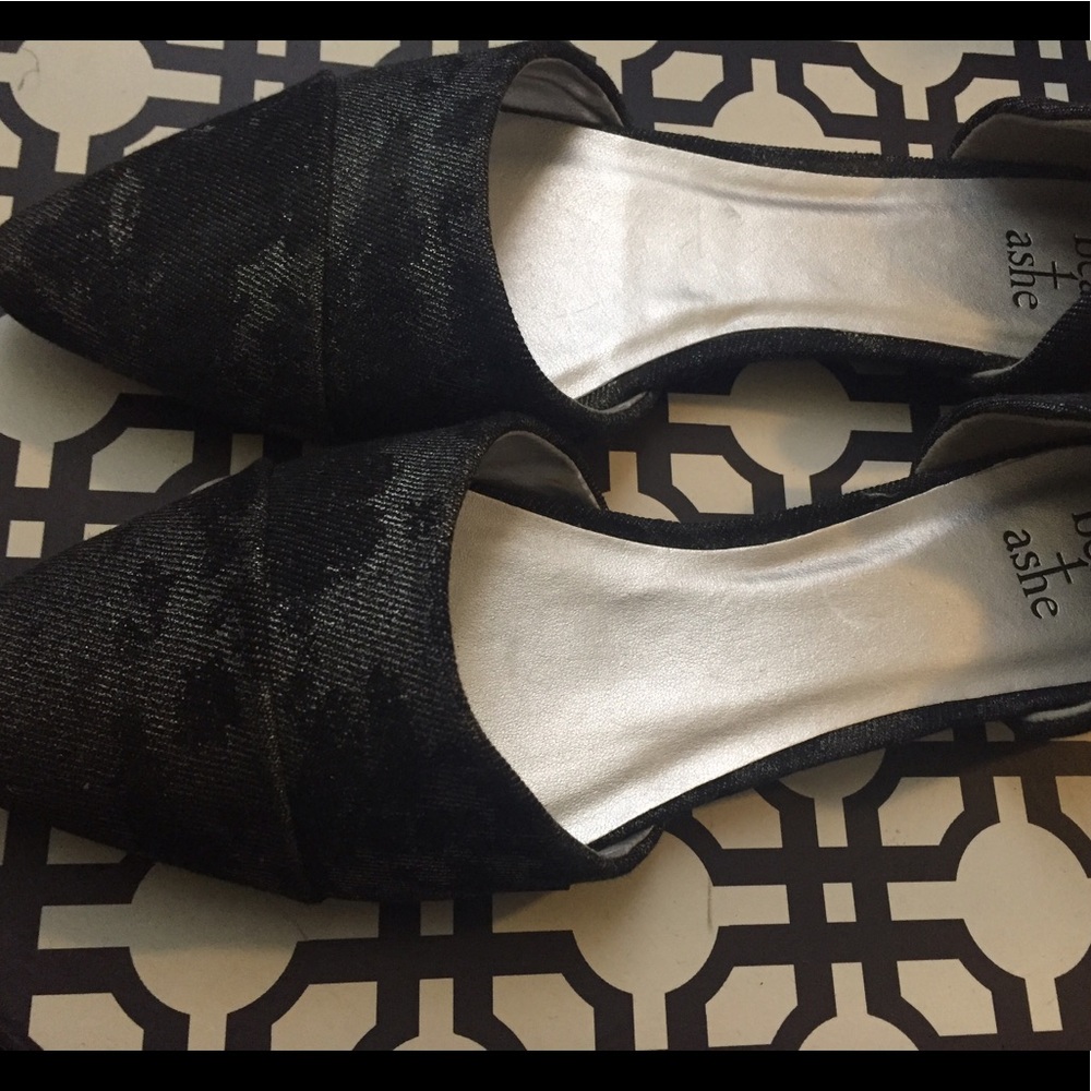 Acid wash black and silver flats