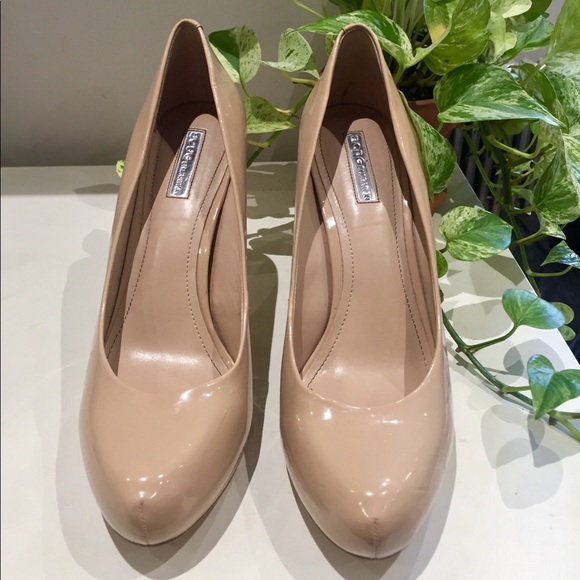 BCBGeneration Nude Parade Pump - Picture 2 of 5