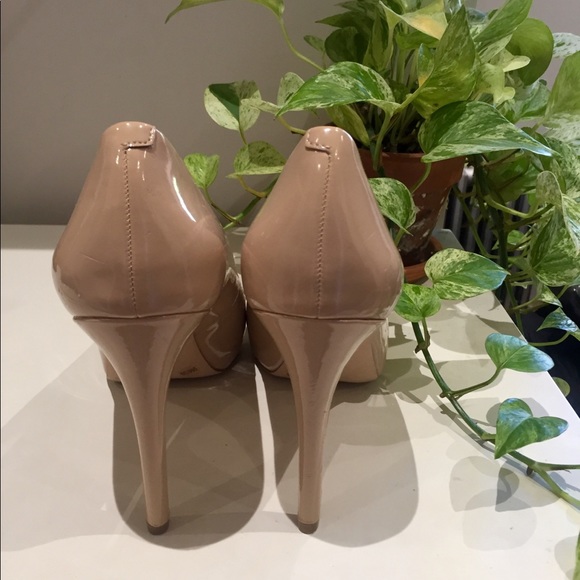 BCBGeneration Nude Parade Pump - Picture 3 of 5
