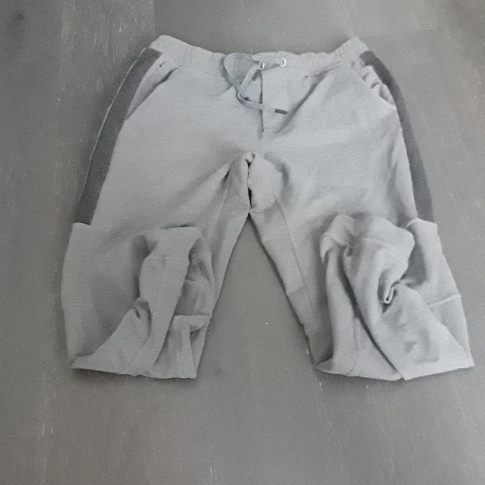 Lululemon gray sweatpants
