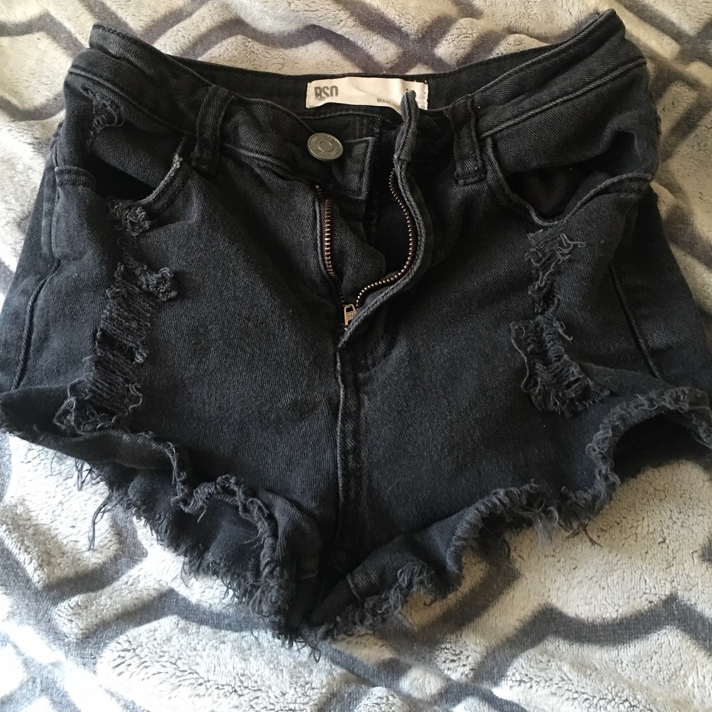 High waisted cut off shorts