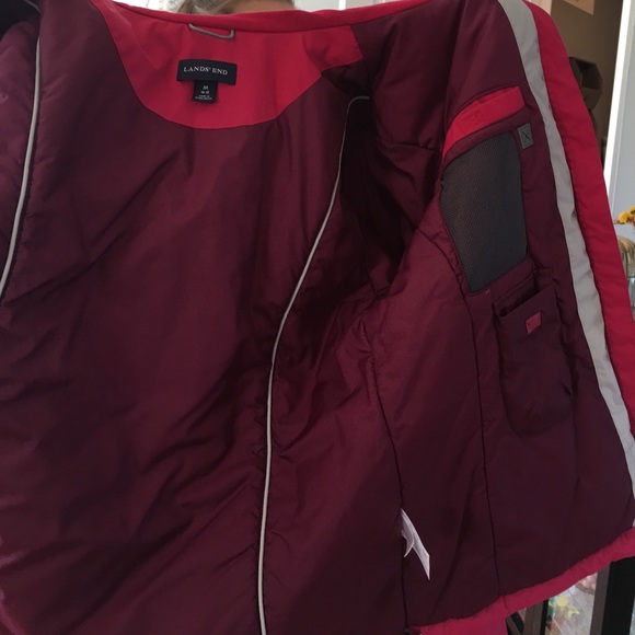 Women's cold weather jacket - Picture 5 of 7