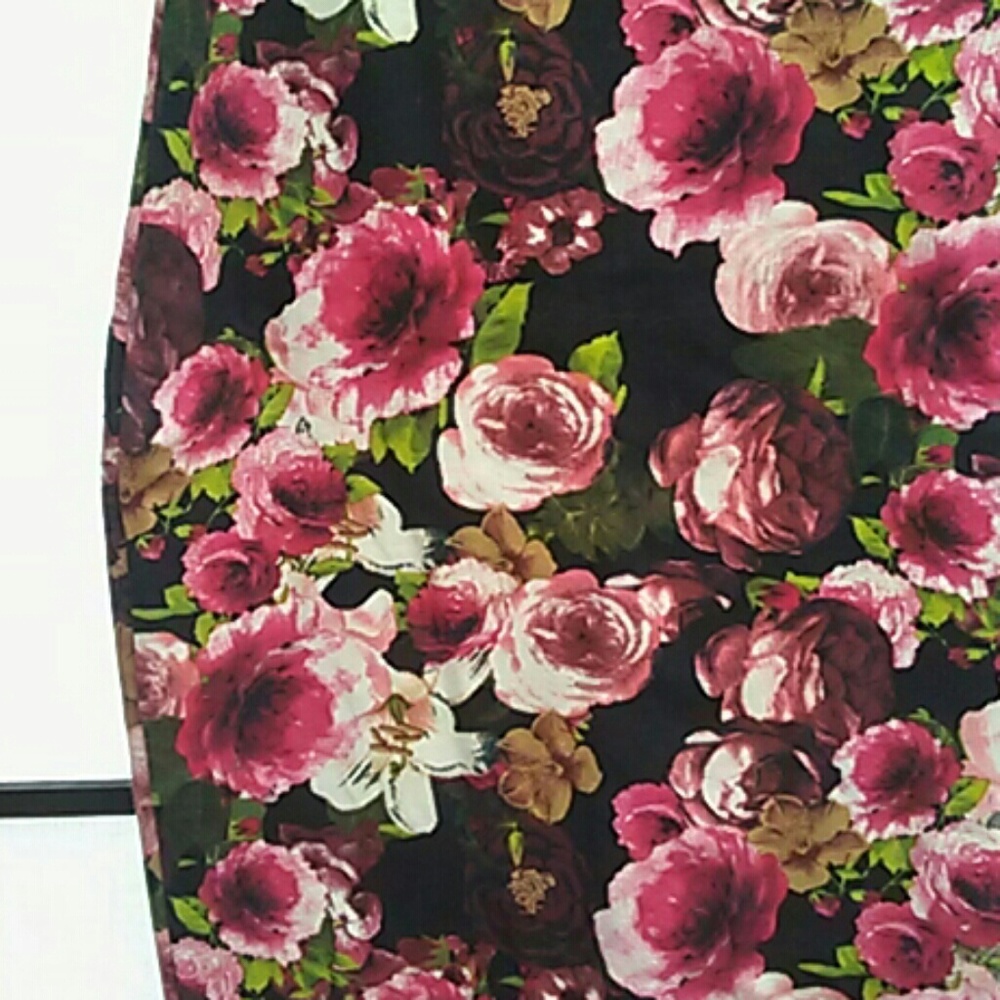 Arden B. Rose stretch pencil skirt pink red black