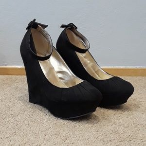 Worthy wedges by qupid