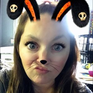 Meet your Posher, Angie