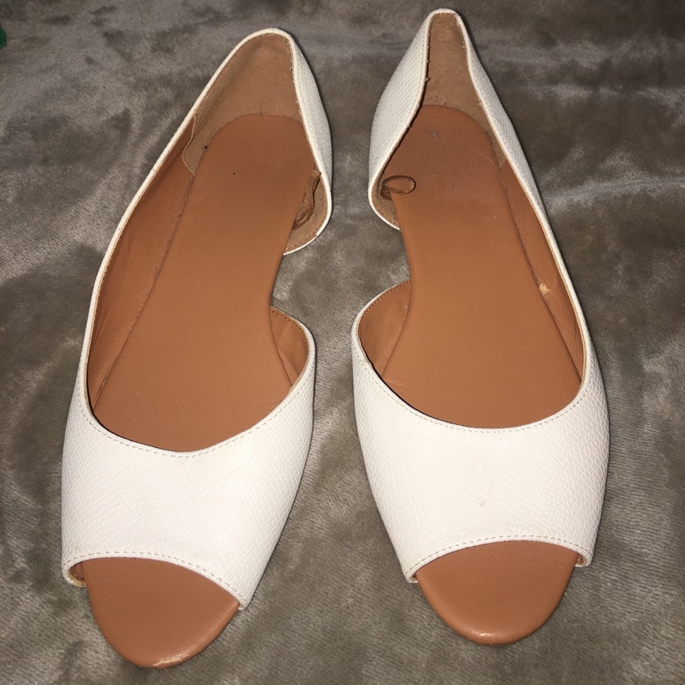 White H&M flats size 8 (39eur)