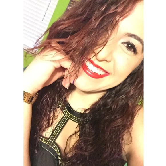 Meet your Posher, Cassandra - Picture 1 of 1