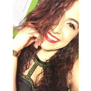 Meet your Posher, Cassandra