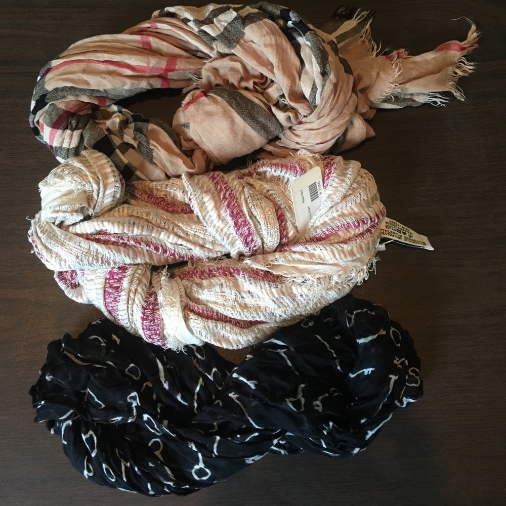 NWT scarf bundle