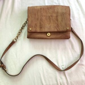 Cute tan crossbody bag from Franchesca’s