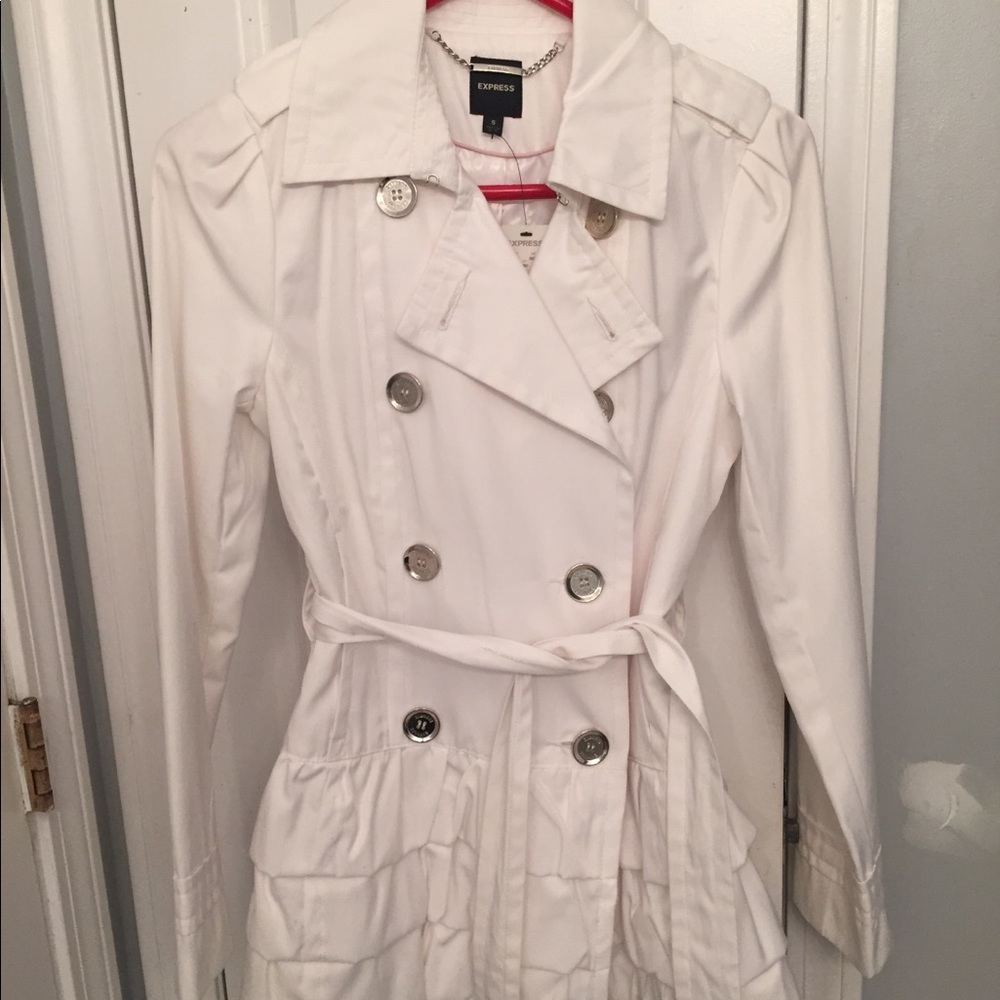 Express white peacoat