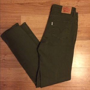 New green Levi jeans