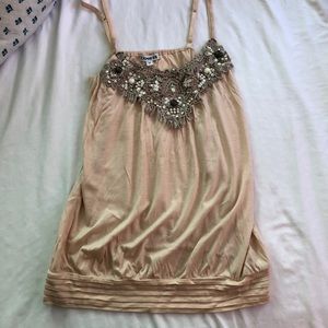 Cute beige and silver tank from Express 👗