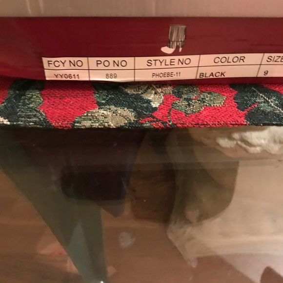 Fringe boots worn once - Picture 3 of 4