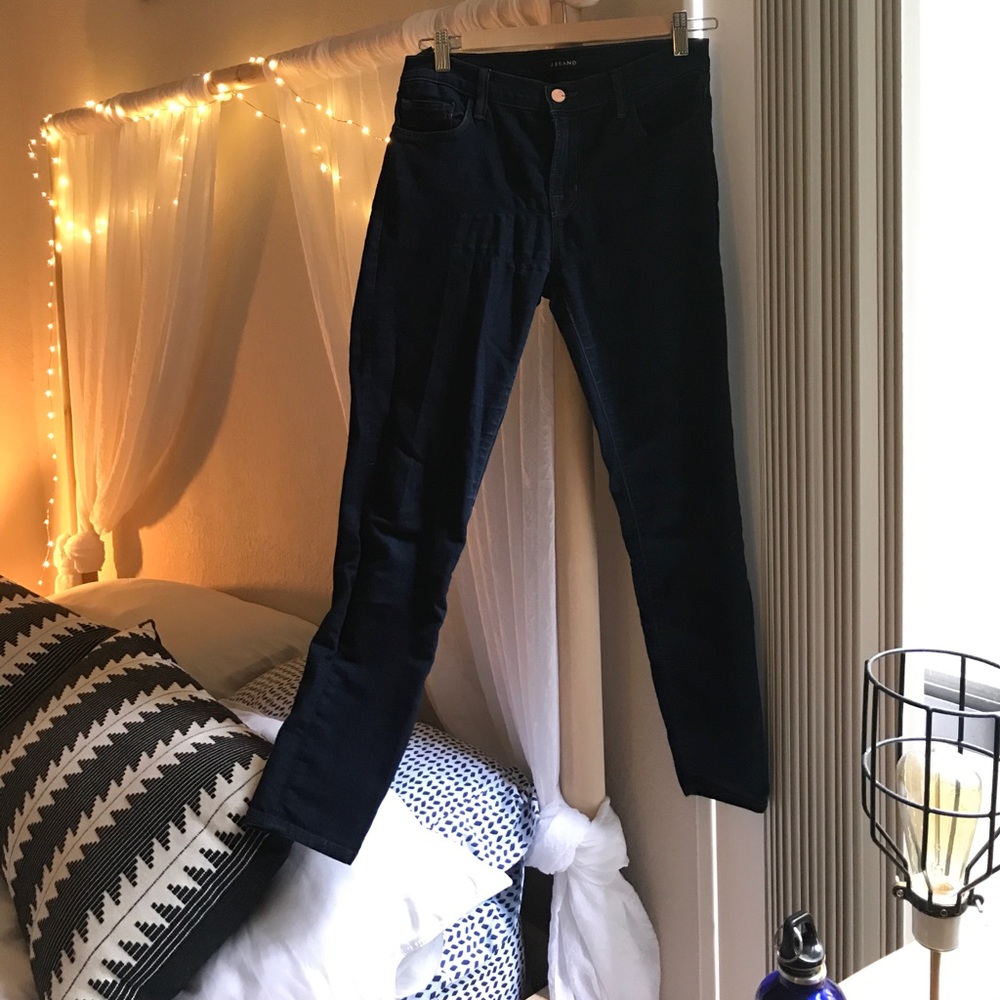 J Brand Capri in “Ink”