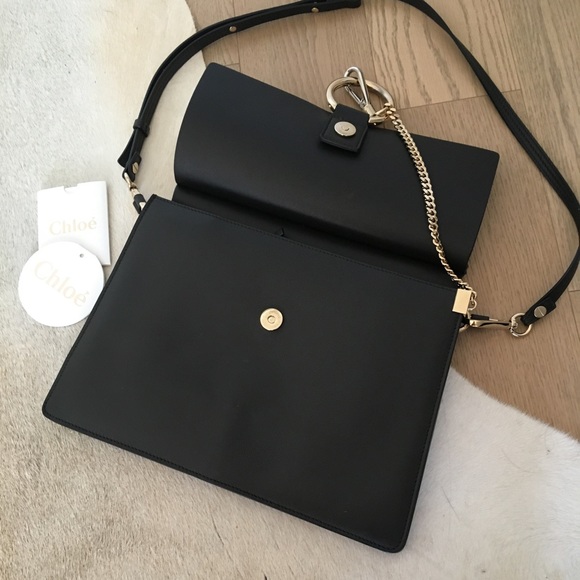 SOLD Chloe Faye Medium Carbon Grey Crossbody Bag - Picture 3 of 8