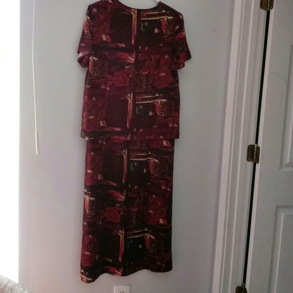 Dress - Picture 2 of 3